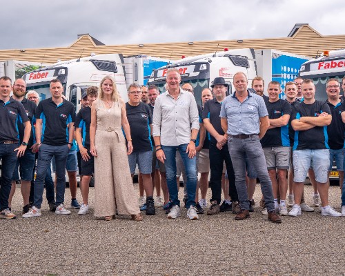 Ruim 50 jaar Faber Bloementransport